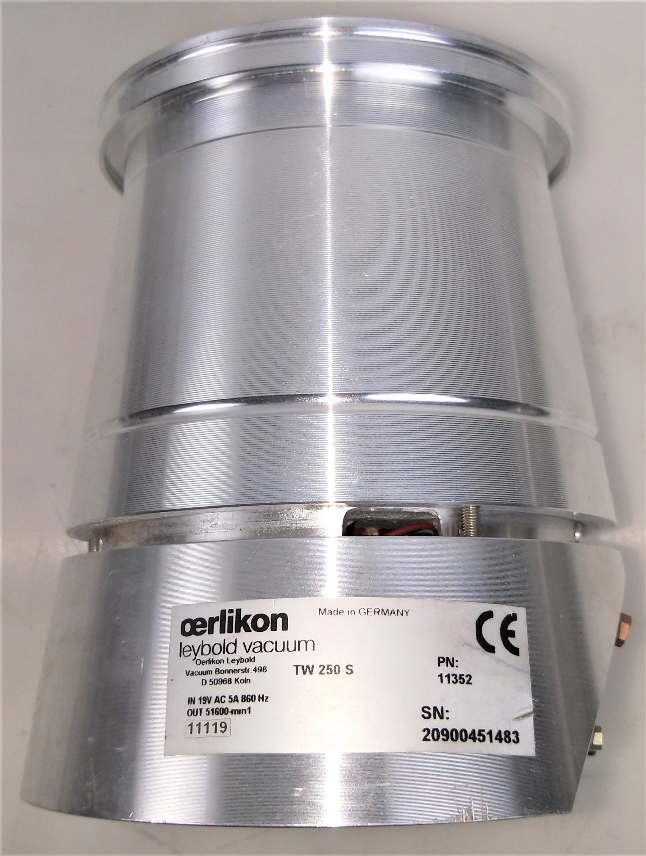 Used Leybold TW250S Turbomolecular Drag Pump with TD400 Converter