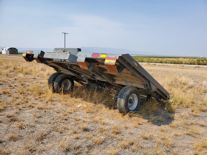 Used Massey Ferguson AC25 Accumulator