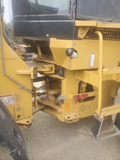 Used 2004 CAT 924G