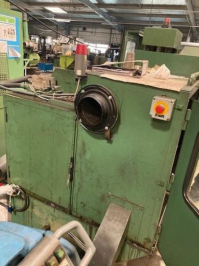 Utilisé Presses à double frappe avec roulage 