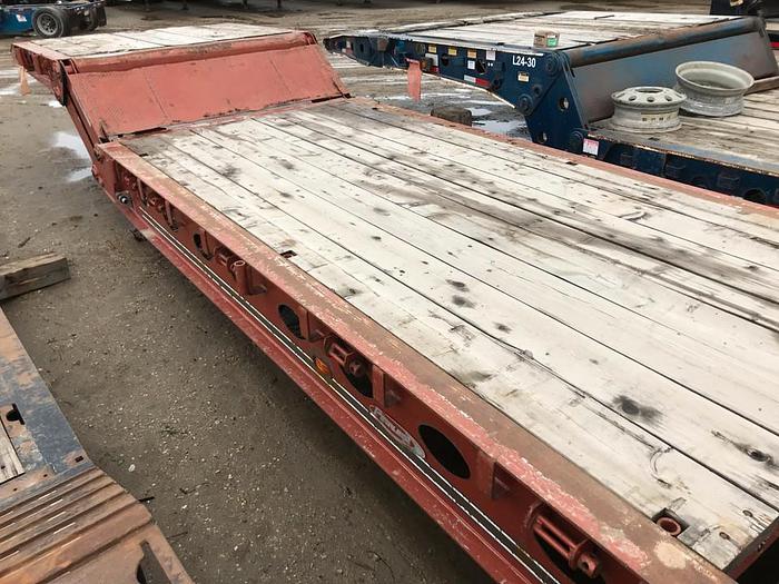 Used 2002 Peerless 12 Wheel Tridem Scissor Neck