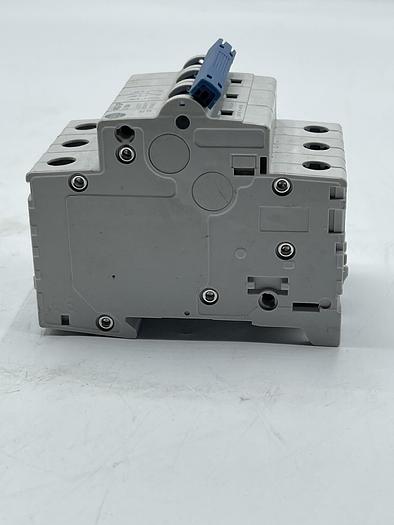 Used AB ALLEN BRADLEY 1492-SPM3C100