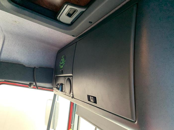 Used 2001 DAF 95 xf 430 euro 3 manual