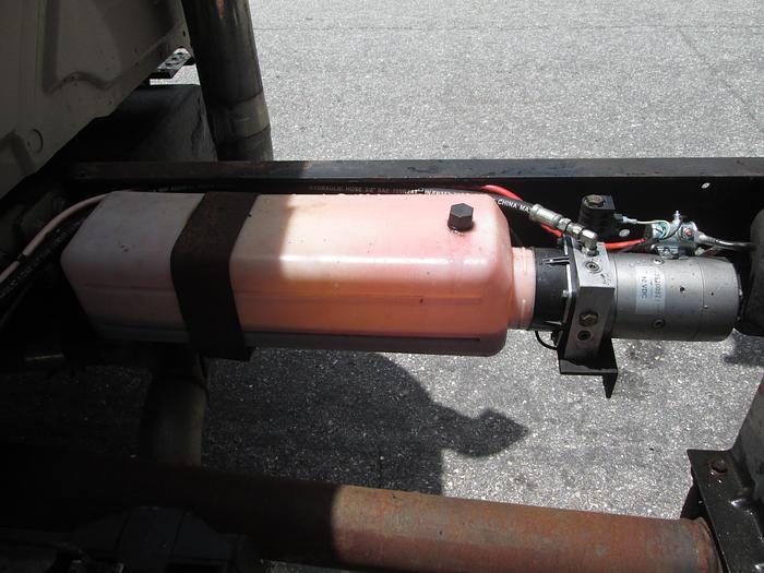 Used 2002 International 4300 Single Axle Dump Truck