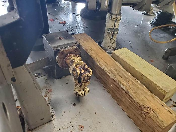 Used 1993 KRONES STARMATIC 16 Station Rotart Labler