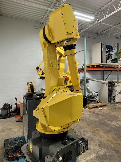 Used FANUC M-710ic/50 Industrial Robot W/ R-30ia controller