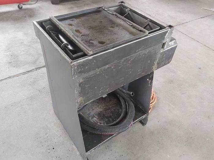 Gebraucht Teile-Waschanlage mit Heizung, Max. 40x60x20cm, gebraucht