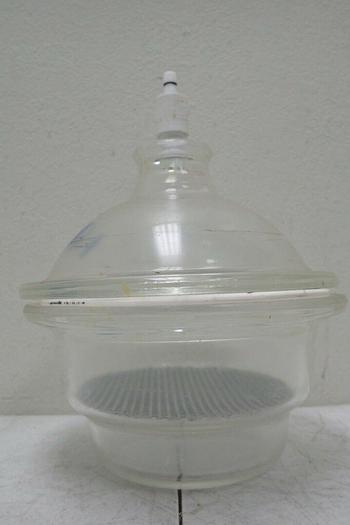 Used Jencons Leighton Dry Seal Laboratory Glass Desiccator w/ Lid, 6" Inside Diameter