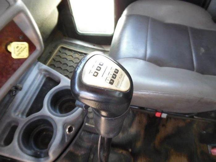 Used 2005 Kenworth Gulf Coast Wireline