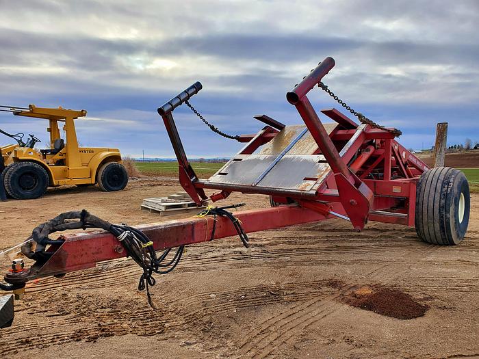 Used 1999 ProAg HD4SR Bale Stacker