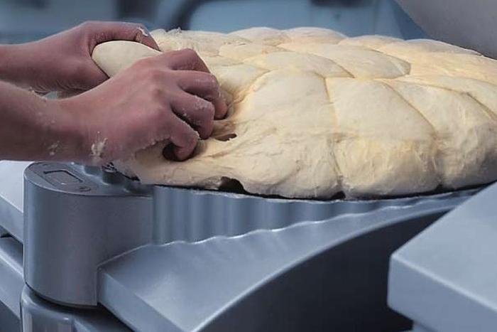 Apex Robocut2 Divider