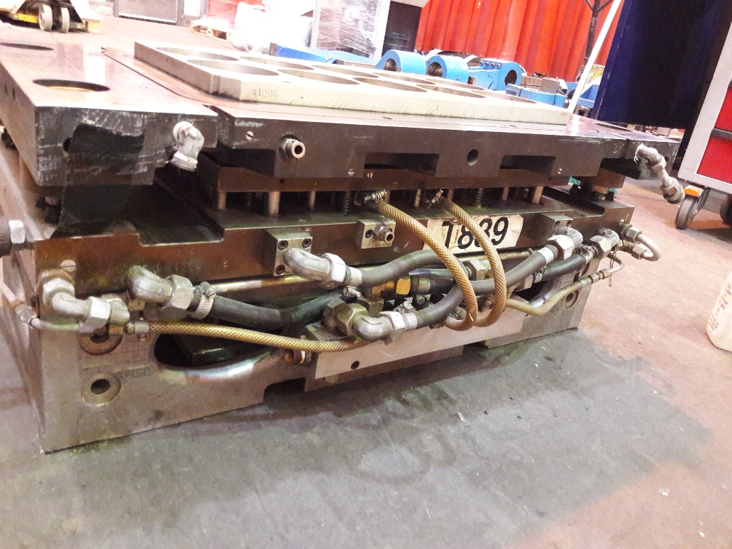 Used 2005 Illig 58/3 Mould