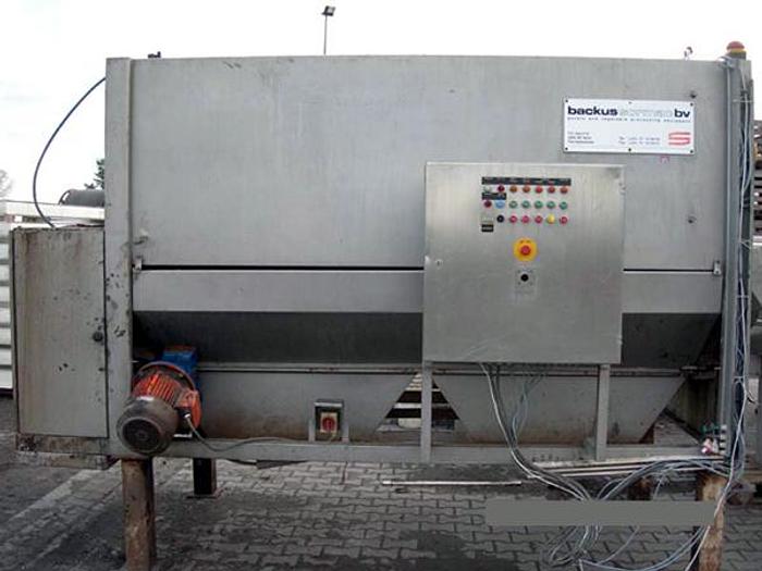 Used Obieraczka 12-rolkowa do warzyw (tj. ziemniaków, marchwi itp.) - "BACKUS"