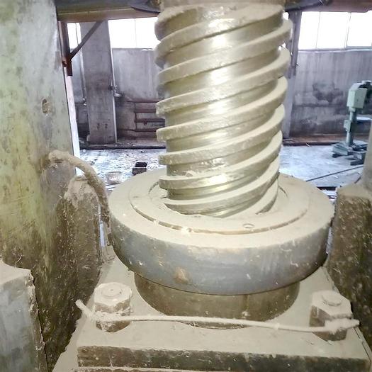 Used Press Friction Screw F1734