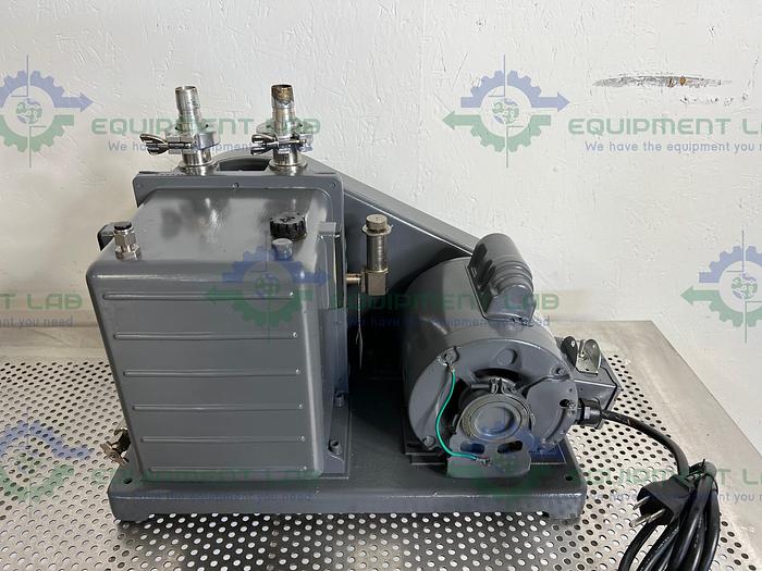 Used Welch 1402N Chemstar Corrosive Gas Vacuum Pump w/ Motor Division C63CXGZP Motor