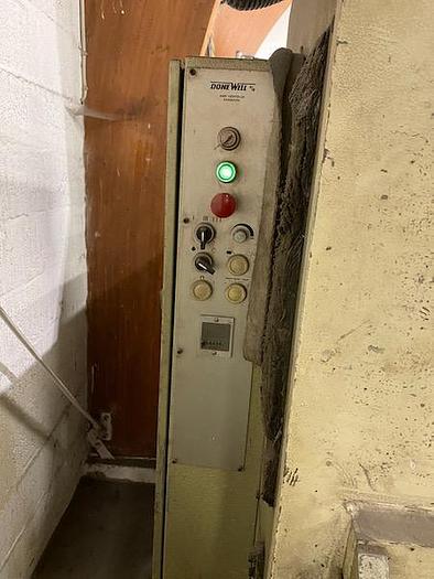 Brugt BRUGT HYDRAULISK MASKINSAKS, FABRIKAT DONEWELL, MODEL 13-2000 - ÅRG. 1983