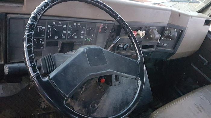 Used 1990 IHC INTERNATIONAL 4900 Tandem Axle Oilfield Pump/Kill Truck