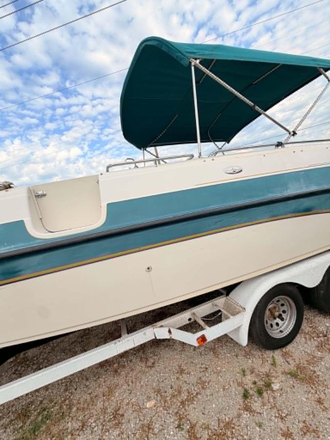 Used 1999 Crownline 238 Deck Boat