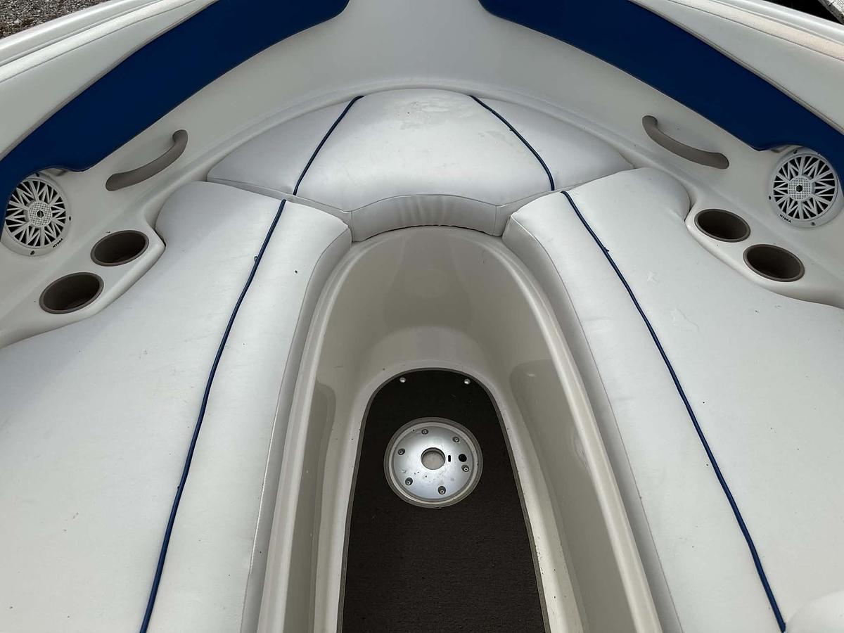 Used 2004 Bayliner 225 BR