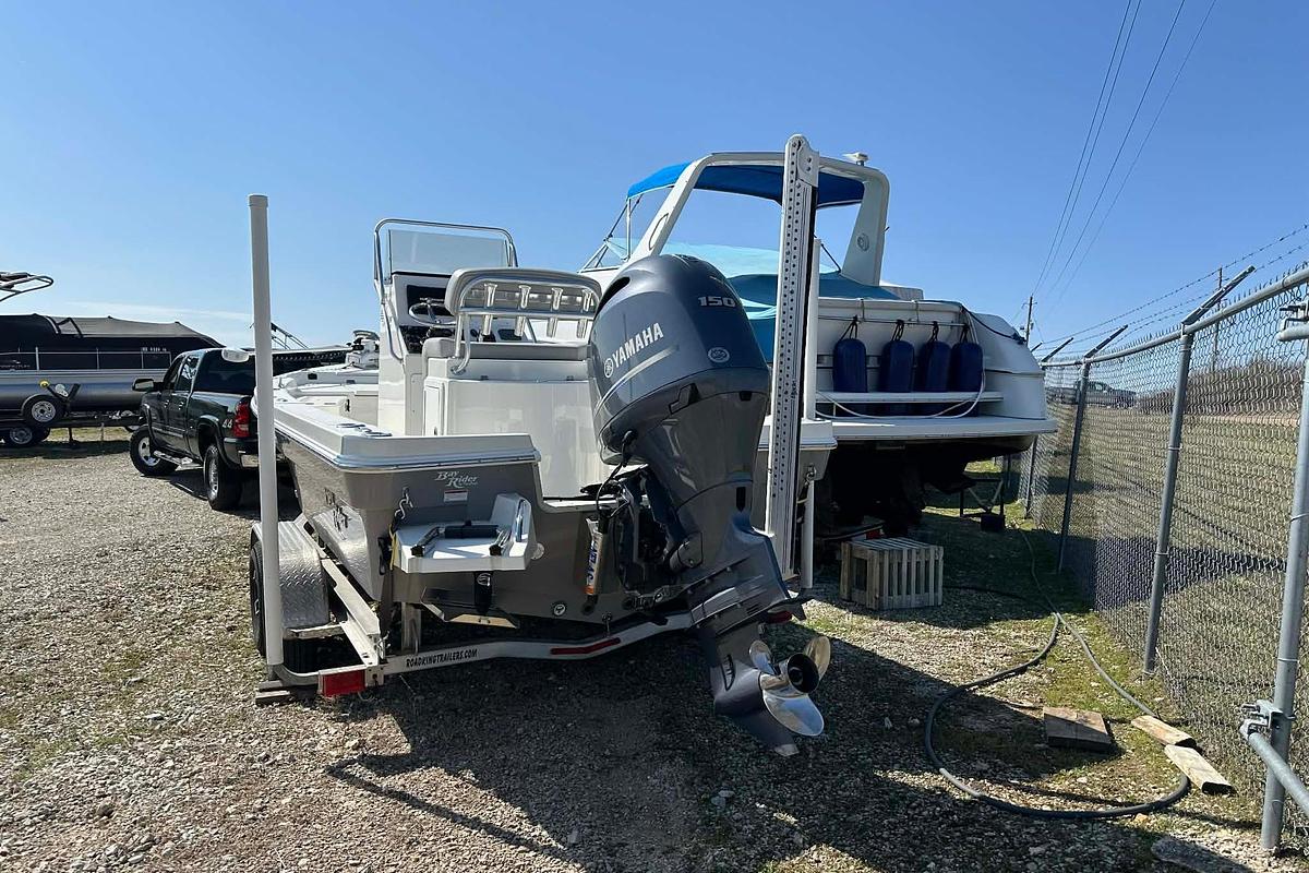 Used 2022 KenCraft Bayrider 219 Bay