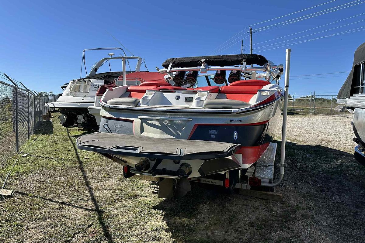 Used 2016 MasterCraft X23