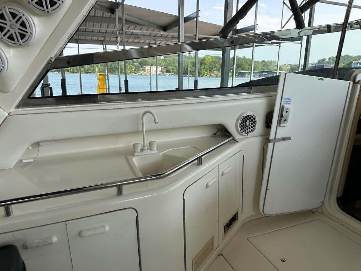 Used 1998 Sea Ray 630 Super Sun Sport