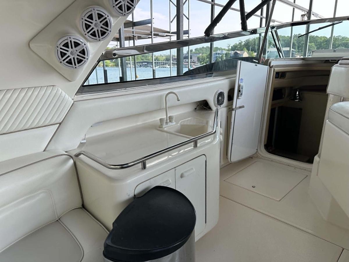 Used 1998 Sea Ray 630 Super Sun Sport
