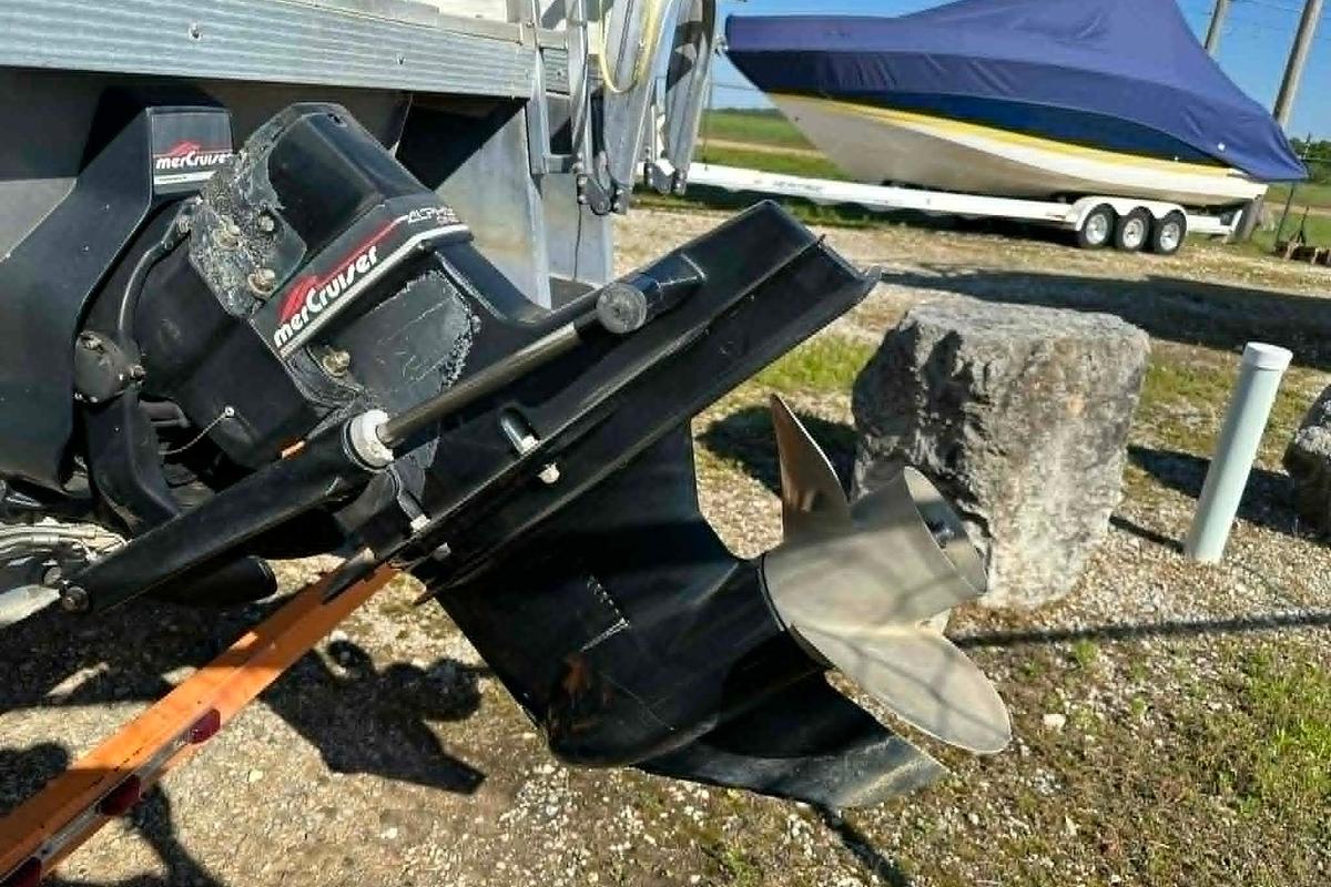 Used 1999 PlayCraft Sport 2400