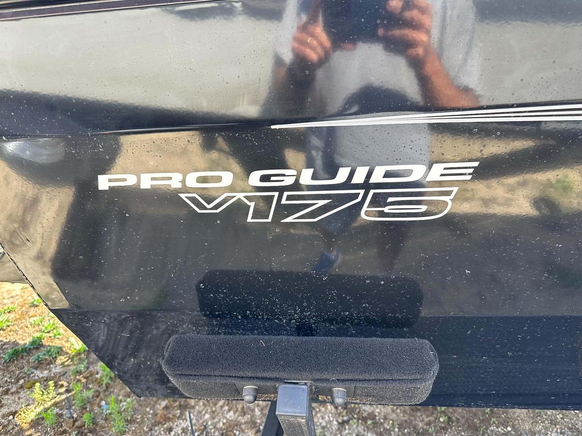 Used 2025 Tracker  Pro Guide 175 WT