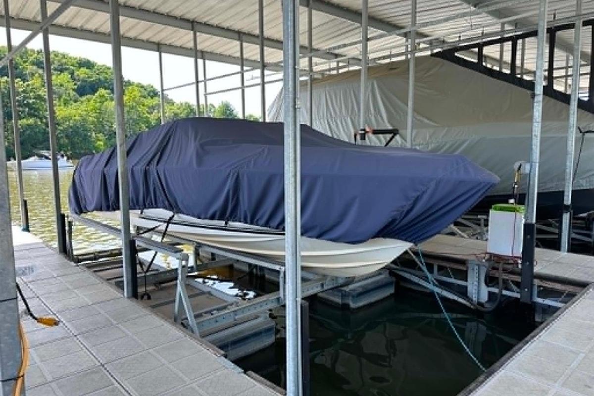 Used 1992 Regal Valanti 220