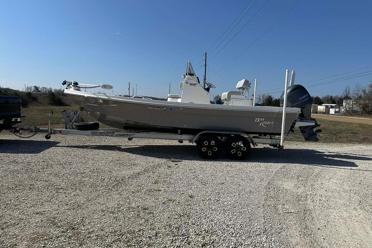 Used 2022 KenCraft Bayrider 219 Bay
