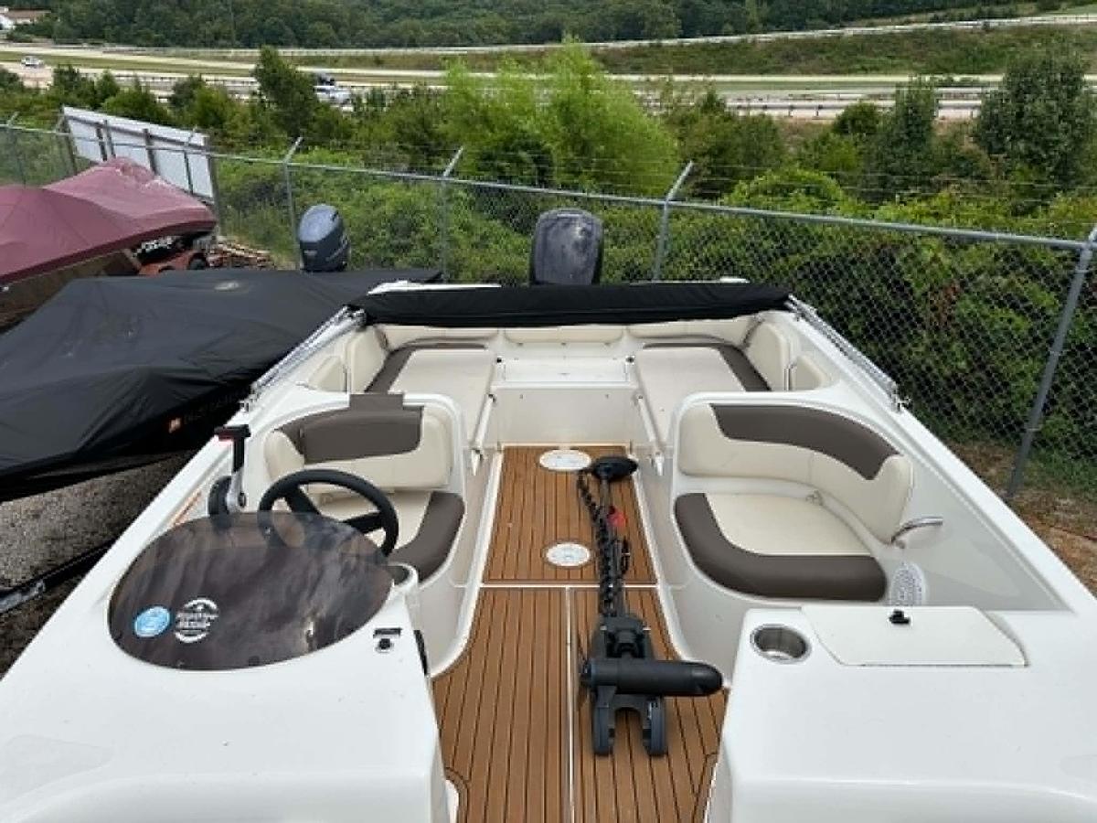 Used 2023 Bayliner Element E21