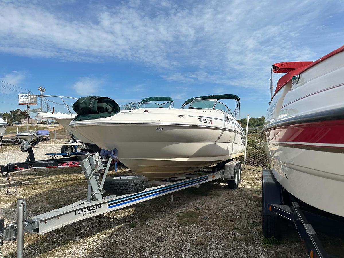 Used 2004 Sea Ray 240 Sundeck