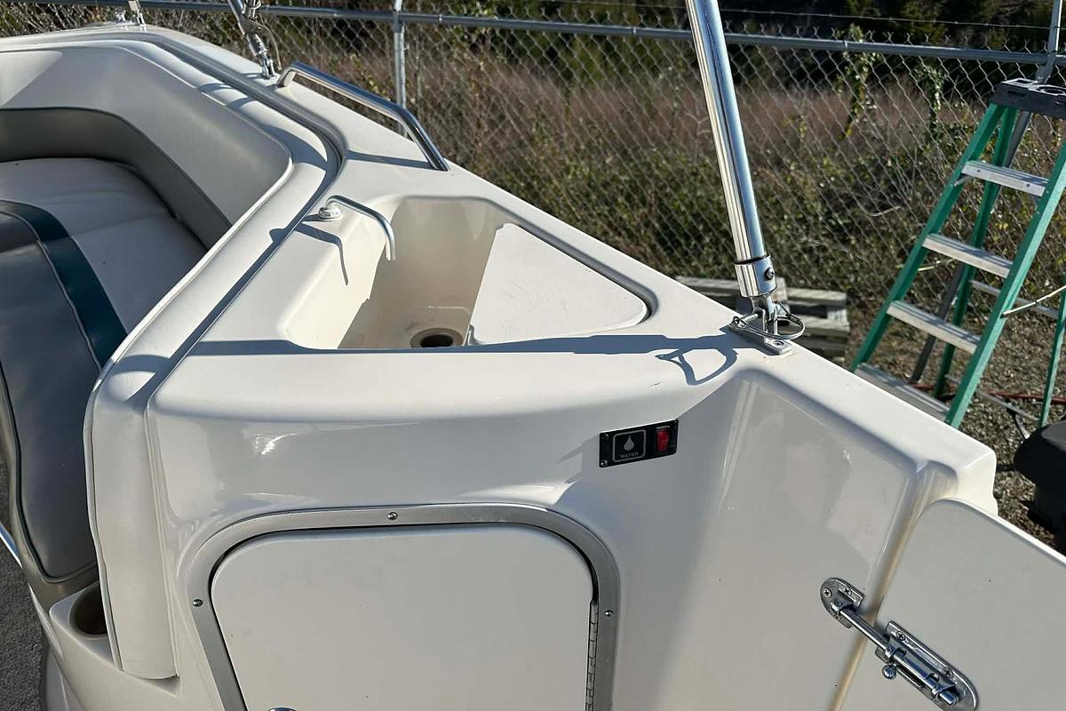 Used 1998 Bayliner 2659 Rendezvous