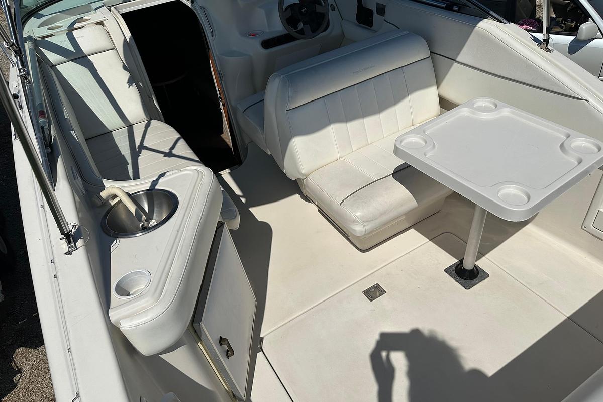 Used 1999 Monterey 262 Cruiser