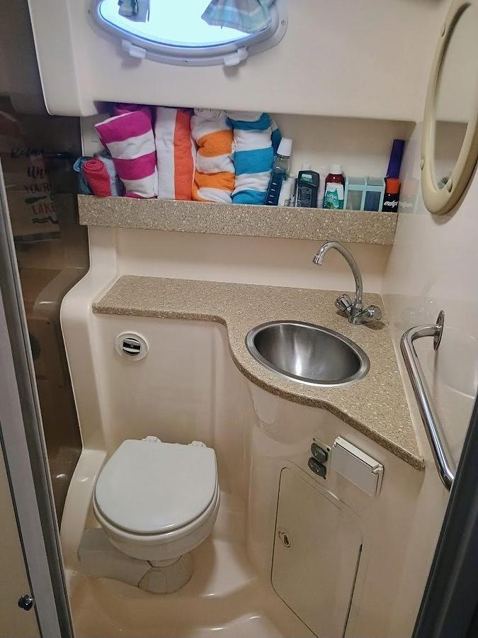 Used 2005 Rinker 342 Fiesta Vee
