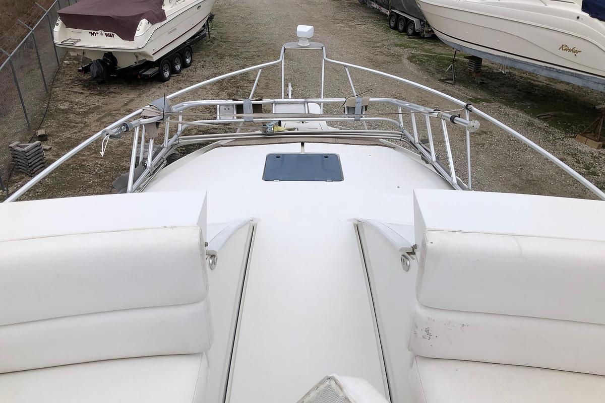 Used 1994 Mainship 31 Sedan Bridge