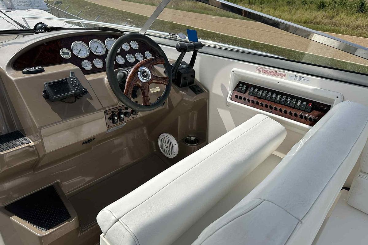 Used 2005 Regal 3350 Sport Cruiser