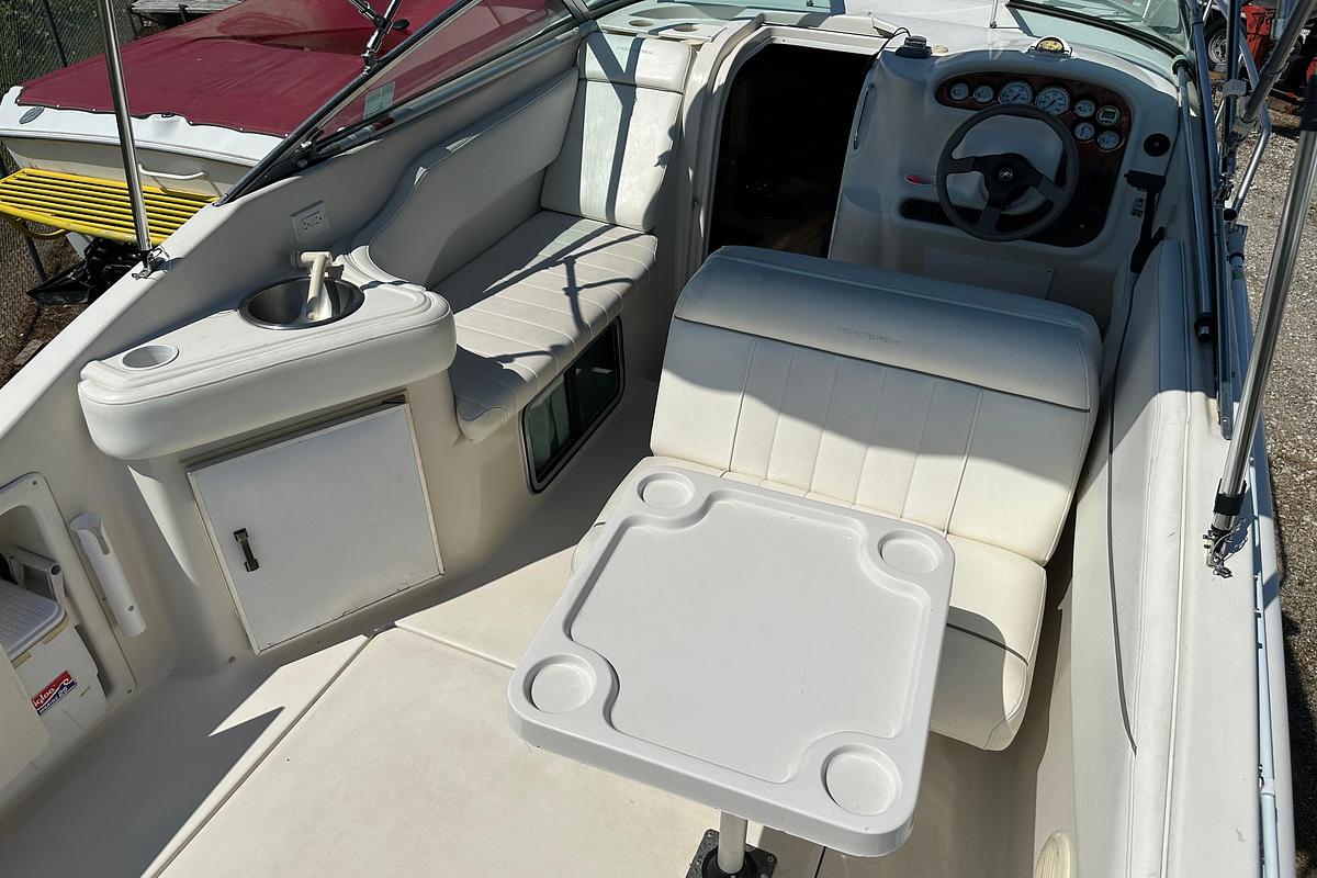 Used 1999 Monterey 262 Cruiser