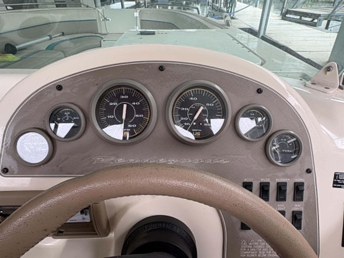 Used 1996 Bayliner 2659 Rendezvous