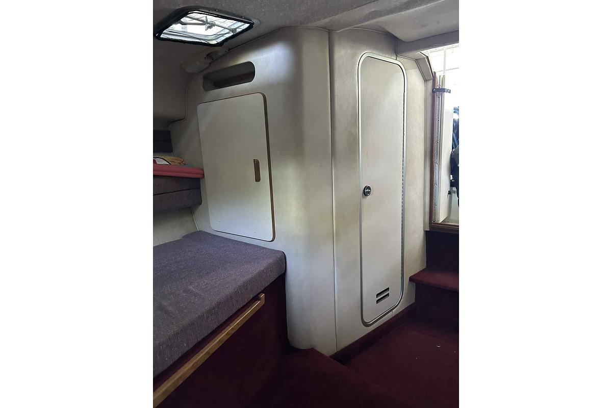 Used 1992 Sea Ray 300 Weekender