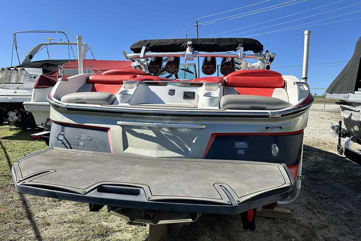 Used 2016 MasterCraft X23
