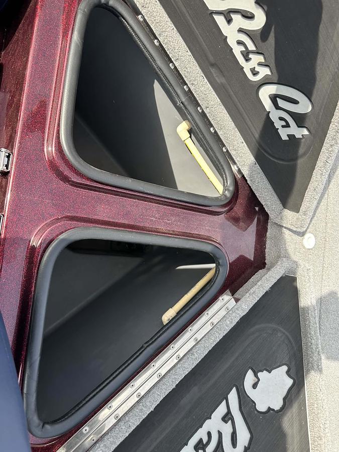Used 2022 Bass Cat Carcal