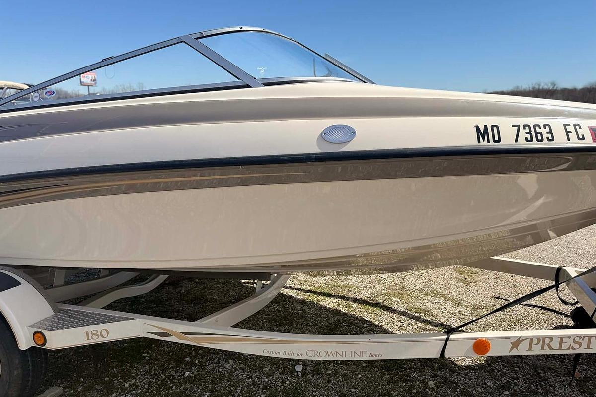 Used 2004 Crownline 180 BR
