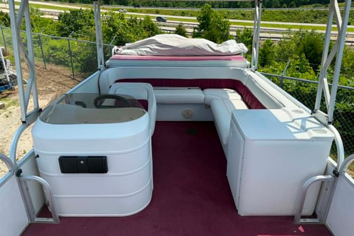 Used 1999 Sundancer Pontoons 26 D Legend