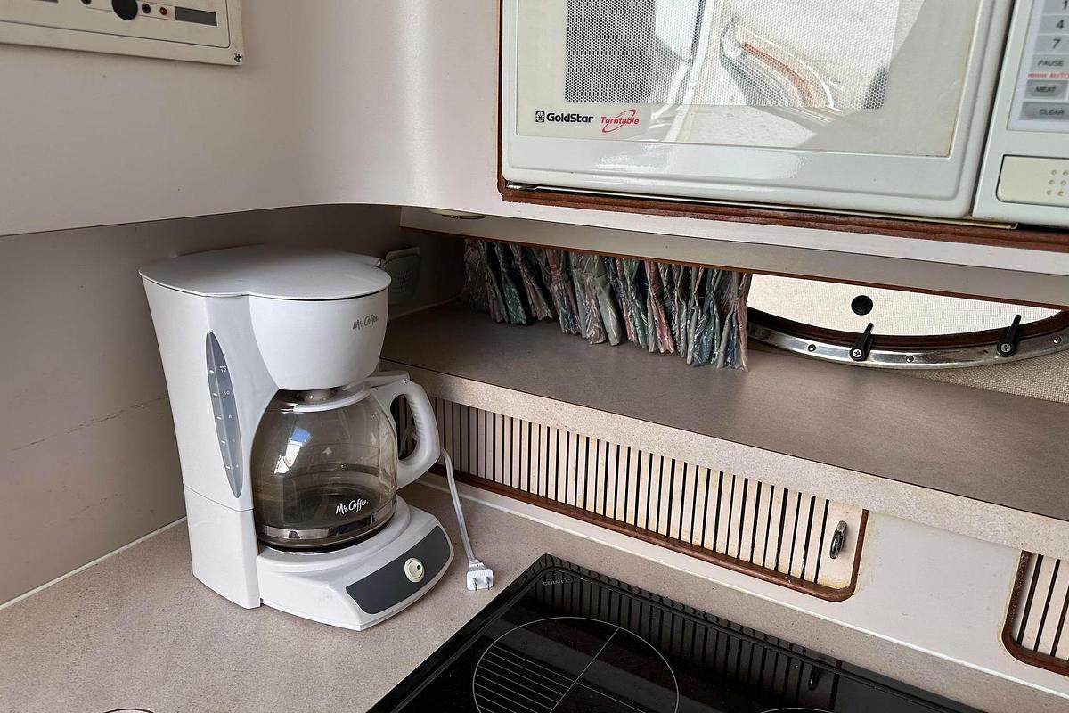 Used 1992 Regal Commodore 400