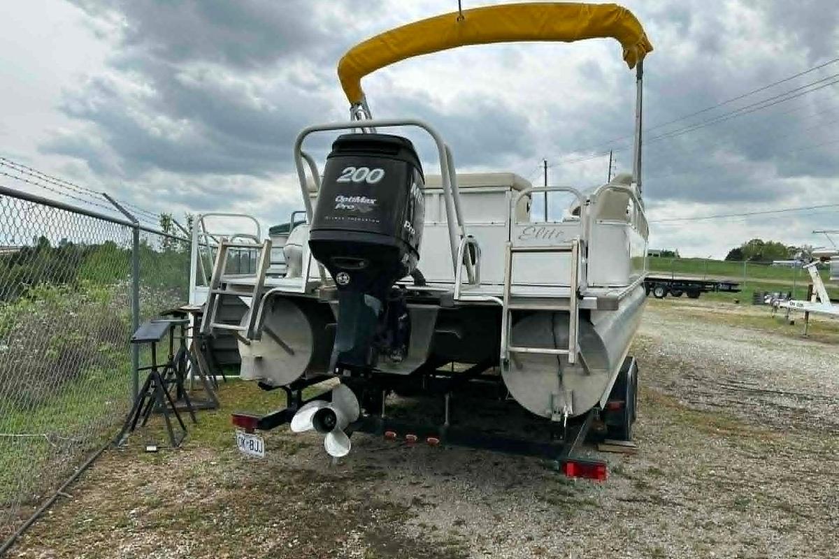 Used 2011 Bentley Pontoons 250/253 Elite Admiral