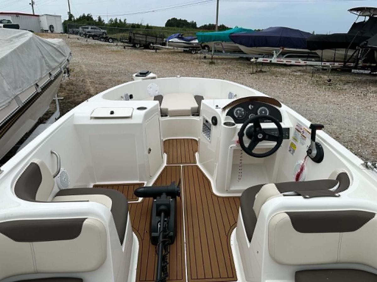 Used 2023 Bayliner Element E21