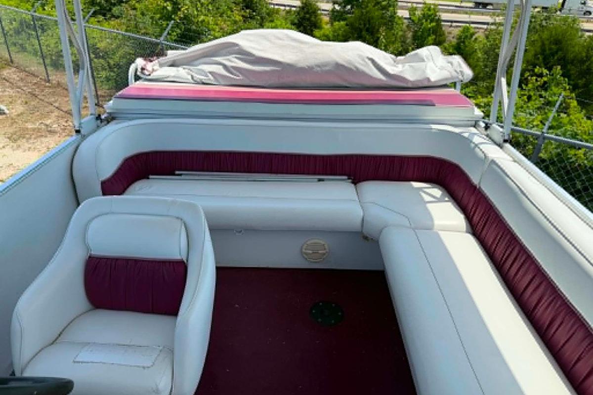 Used 1999 Sundancer Pontoons 26 D Legend