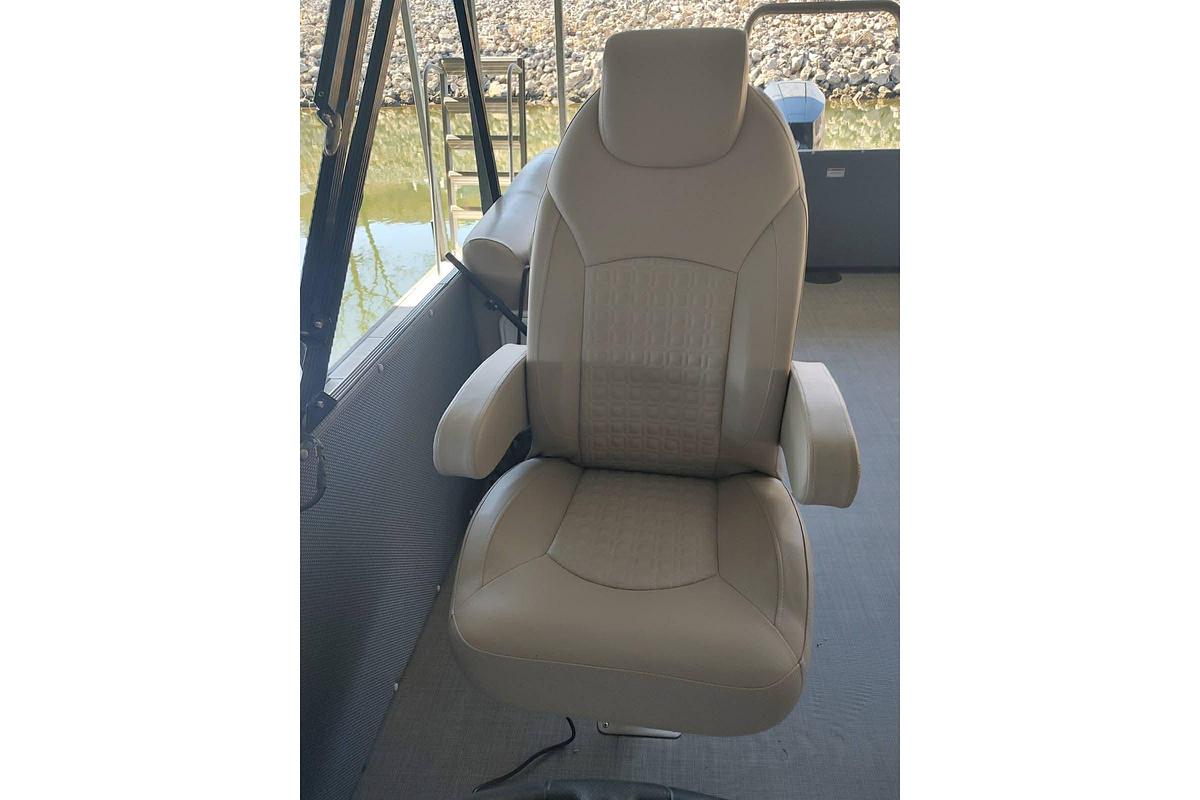 Used 2023 PlayCraft 27 Infinity